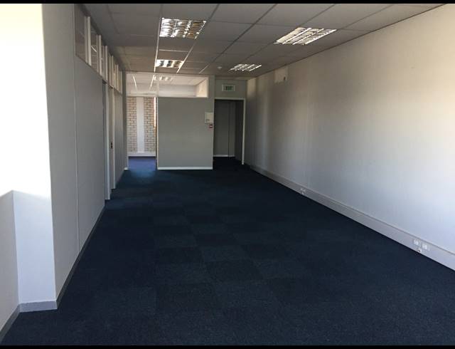 2,953M² FACTORY FOR SALE IN PAROW CENTRAL